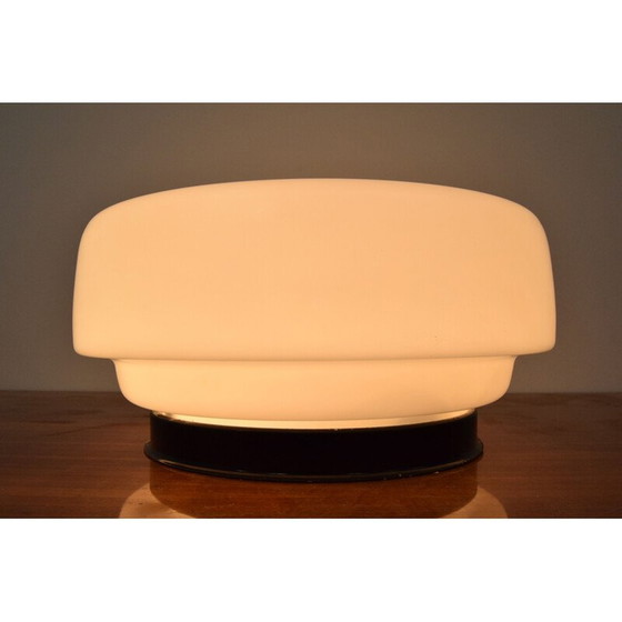 Image 1 of Mid-eeuwse wandlamp van melkglas en metaal, Tsjecho-Slowakije 1970