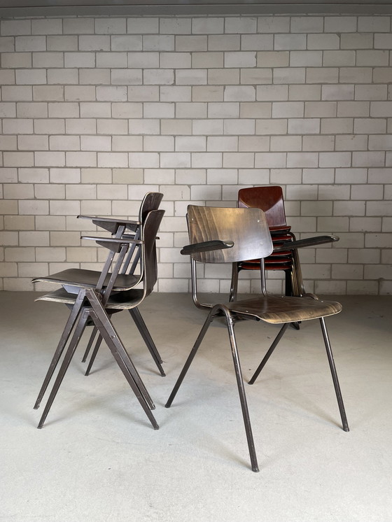 Image 1 of 9X Diverse Vintage Industriële Schoolstoelen