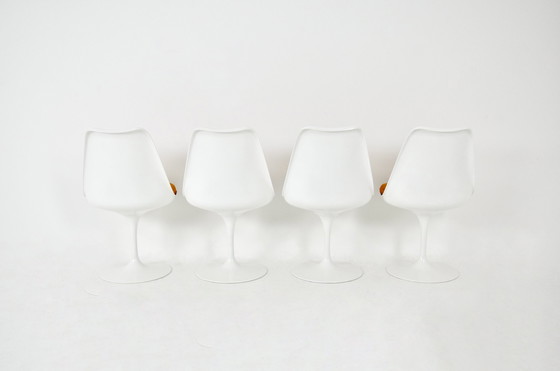 Image 1 of Tulp eetkamerstoelen van Eero Saarinen voor Knoll International, 1970S, set van 4