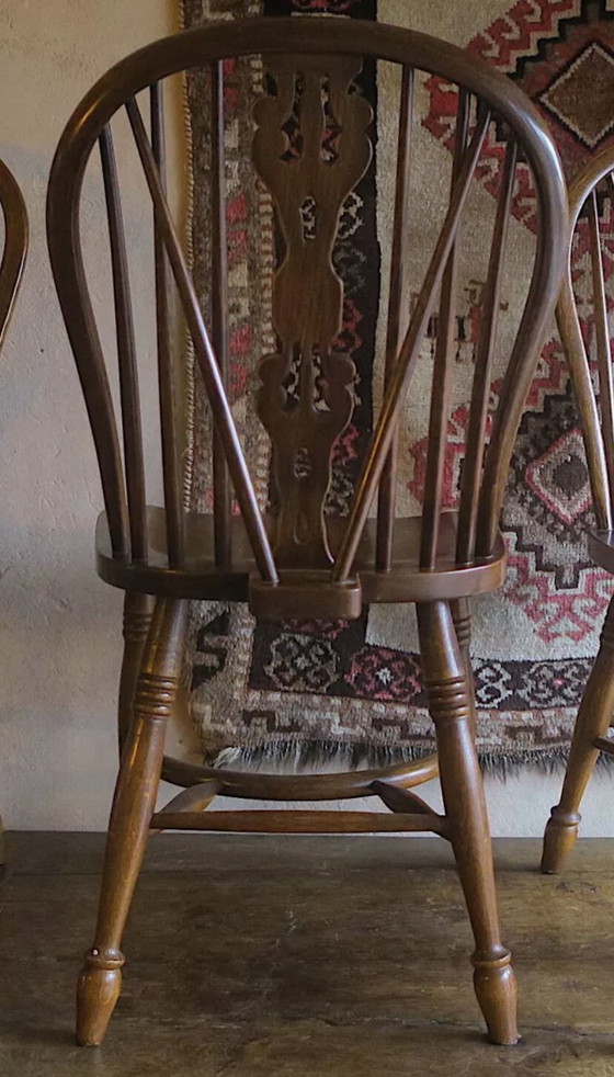 Image 1 of Set van 6 Mid Century massief eiken Windsorstoelen met lenderugleuning, 1960S