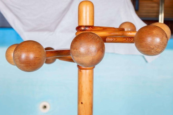 Image 1 of Space age 70s kapstok Pine, minimalist coat rack organic