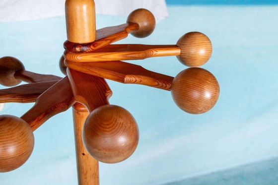 Image 1 of Space age 70s kapstok Pine, minimalist coat rack organic