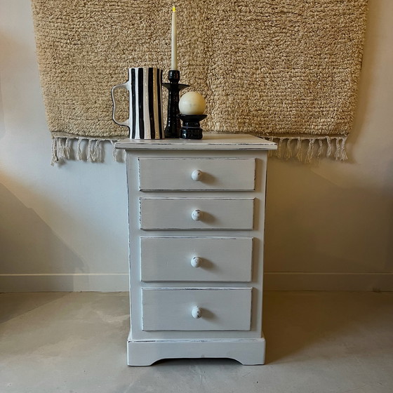 Image 1 of Witte Antieke Ladenkast