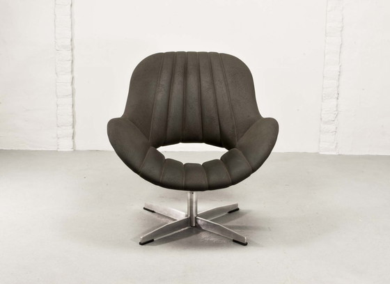 Image 1 of Romefa Dutch Design Chocoladebruin Kunstlederen Vintage Design Loungestoel, jaren 1960.