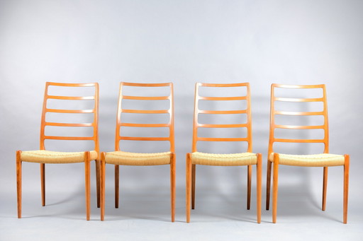 4x JL Møllers model 83 eetkamerstoelen door Niels Otto Møller