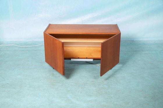 Image 1 of Vintage gerenoveerd jaren 60 dressoir teakhout, sideboard