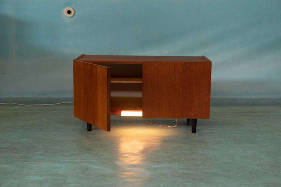 Image 1 of Vintage gerenoveerd jaren 60 dressoir teakhout, sideboard