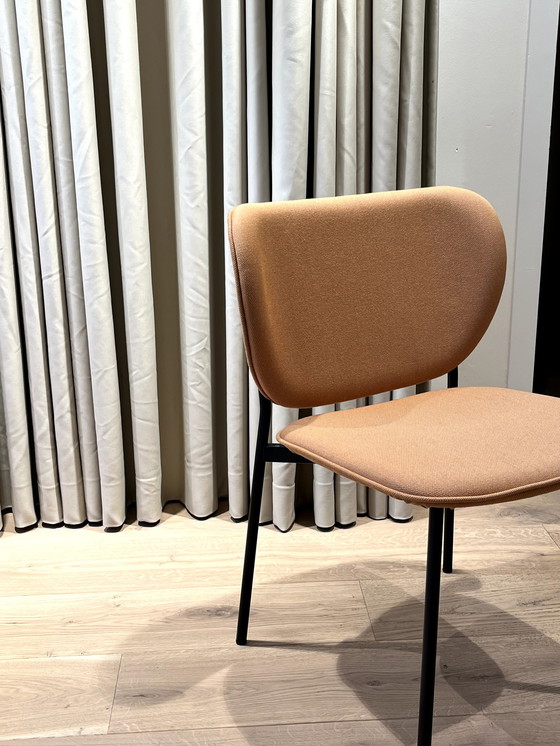 Image 1 of FEST Eve Eetkamerstoel