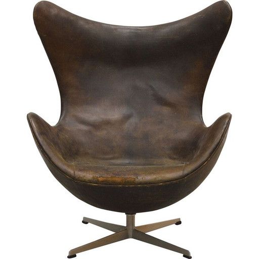 Vintage eierstoel bekleed met bruin leer door Arne Jacobsen voor Fritz Hansen, 1958