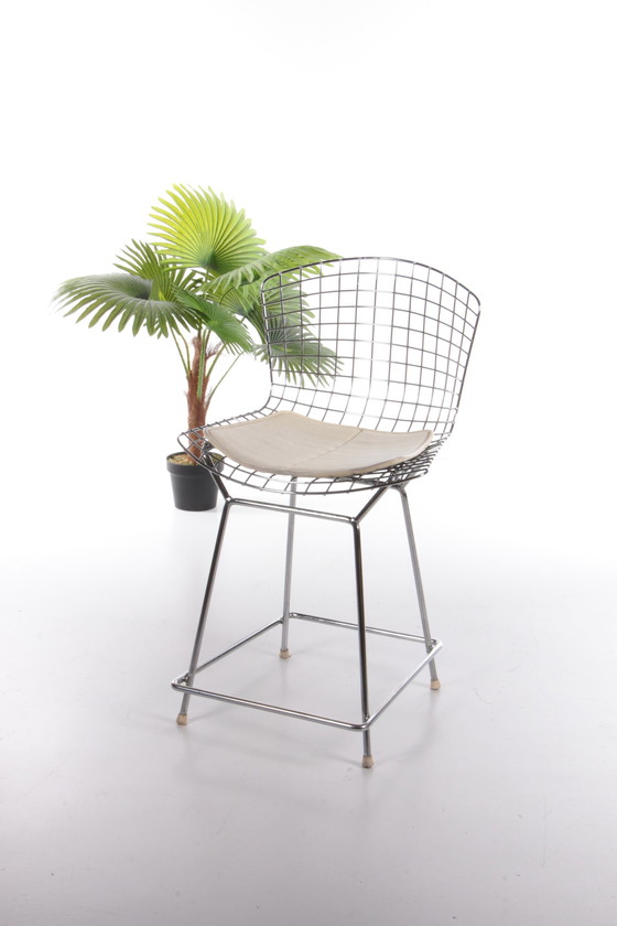 Image 1 of Knoll Bertoia Barkruk met mooi orgineel kussentje,1970