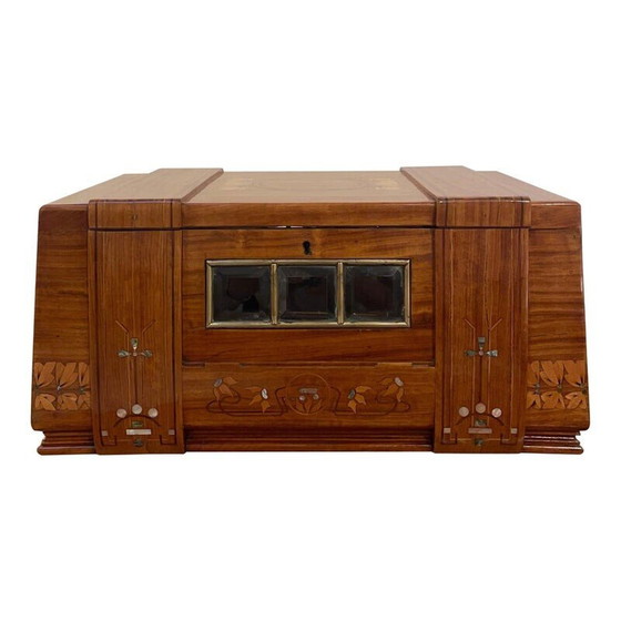 Image 1 of Vintage houten kist, Italië 1900