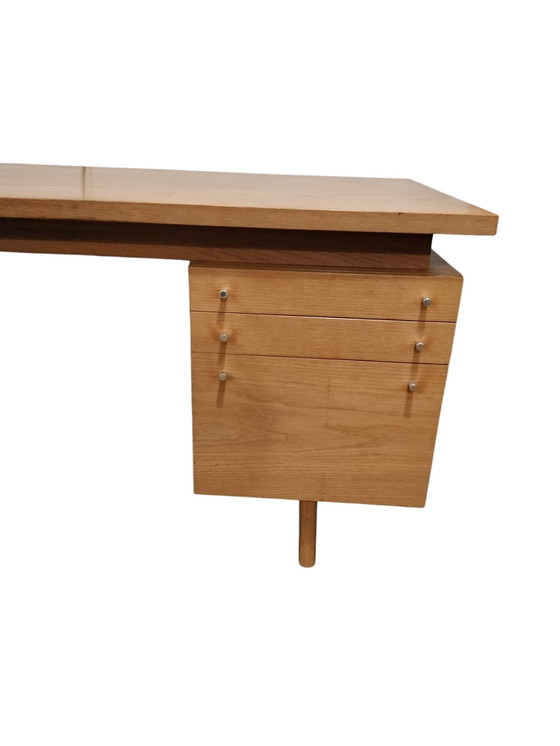 Image 1 of Vintage Eikenhouten Directie Bureau 