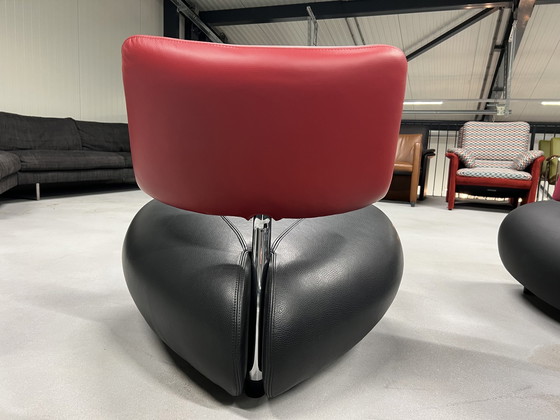 Image 1 of Leolux Pallone fauteuil zwart rood leer