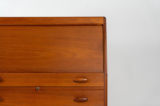 Image 1 of Prachtige secretaire van Bent Møller Jørgensen voor Svend Dyrlund (Denemarken, 1960S).