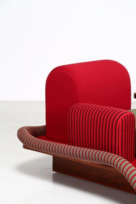 Image 1 of Beddengoed Fauteuil Tappeto Volante D'Ettore Sottsass