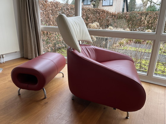 Image 1 of Leolux Solymi fauteuil + hocker