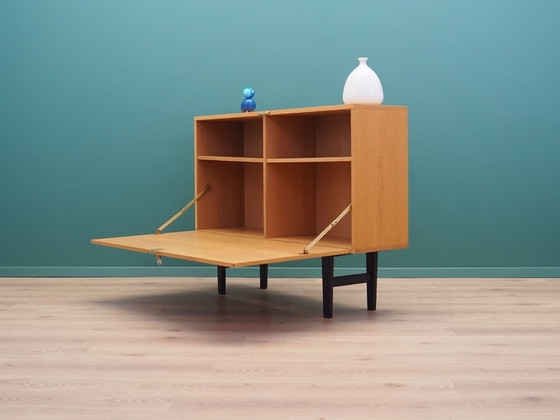 Image 1 of Essenhouten kabinet, Deens ontwerp, 1970S, Productie: Denemarken