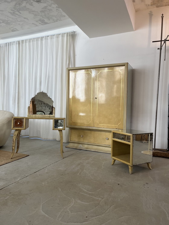 Image 1 of Art Deco kledingkast, kaptafel en nachtkastje set