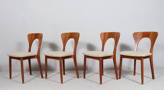 Image 1 of Set van 4 stoelen/eetkamerstoelen van Niels Koefoed, model: 'Peter', teakhout, Denemarken, jaren 1960