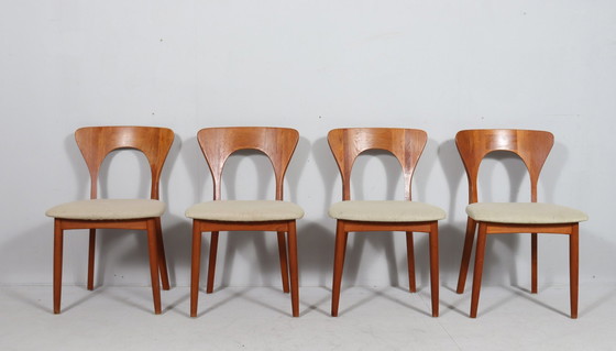 Image 1 of Set van 4 stoelen/eetkamerstoelen van Niels Koefoed, model: 'Peter', teakhout, Denemarken, jaren 1960