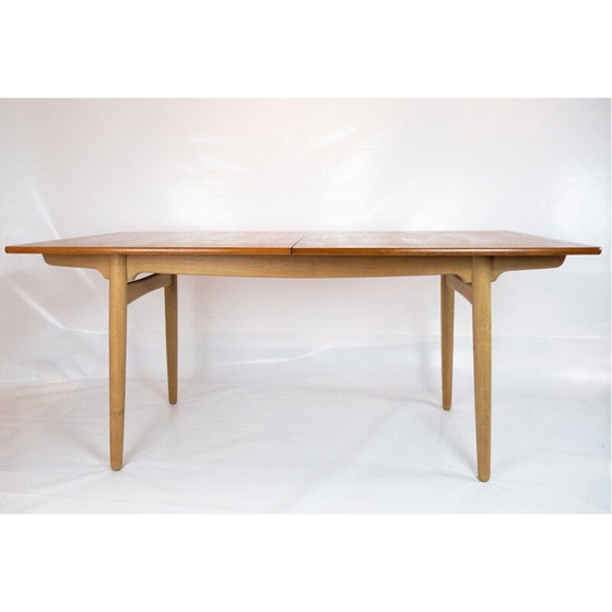 Image 1 of Vintage eettafel in teak en eiken met verlengstukken van Hans J. Wegner en Andreas Tuck
