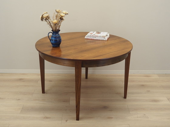 Image 1 of Ronde rozenhouten tafel, Deens ontwerp, 1970S, Productie: Denemarken