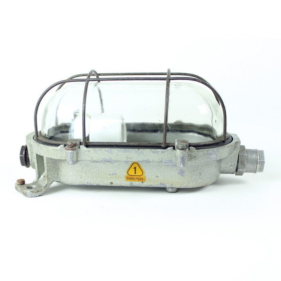 Image 1 of Vintage industriële wandlamp van staal en glas, Tsjecho-Slowakije 1950
