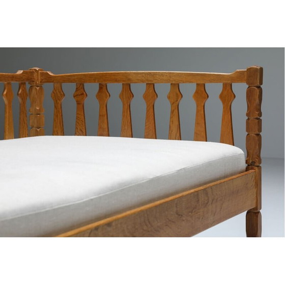 Image 1 of Vintage bed van hout en stof, Frankrijk 1950