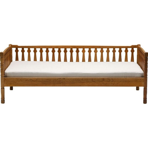 Vintage bed van hout en stof, Frankrijk 1950