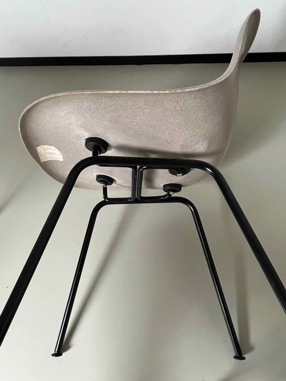 Image 1 of 4 x Herman Miller-Charles & Ray Eames  chairs