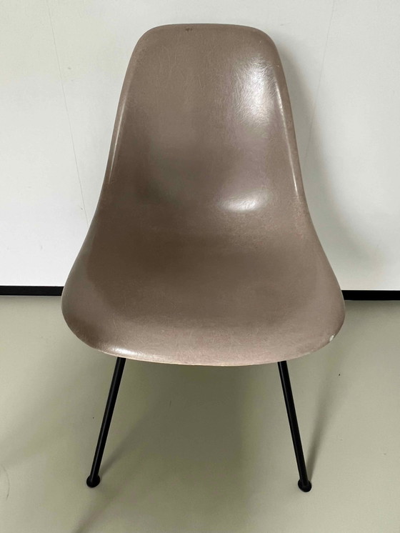 Image 1 of 4 x Herman Miller-Charles & Ray Eames  chairs