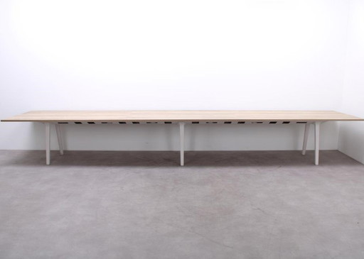 Vitra Joyn 2 Vergadertafel Wit / Robuust Eiken