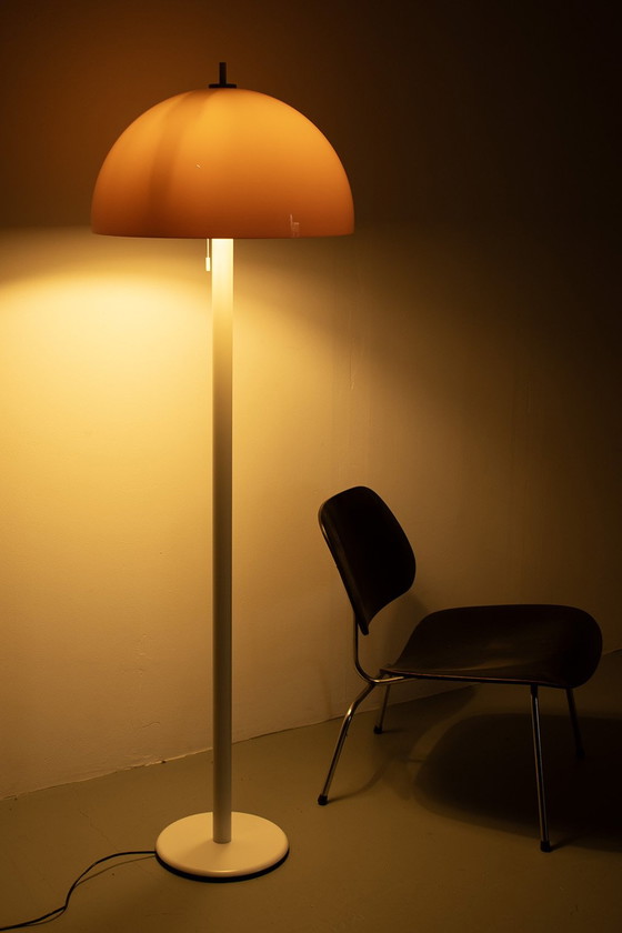 Image 1 of Witte vloerlamp