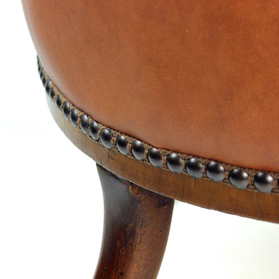 Image 1 of Vintage fauteuil in cognac en walnotenleer, Tsjecho-Slowakije 1940