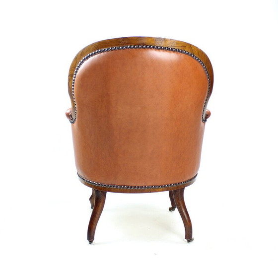 Image 1 of Vintage fauteuil in cognac en walnotenleer, Tsjecho-Slowakije 1940