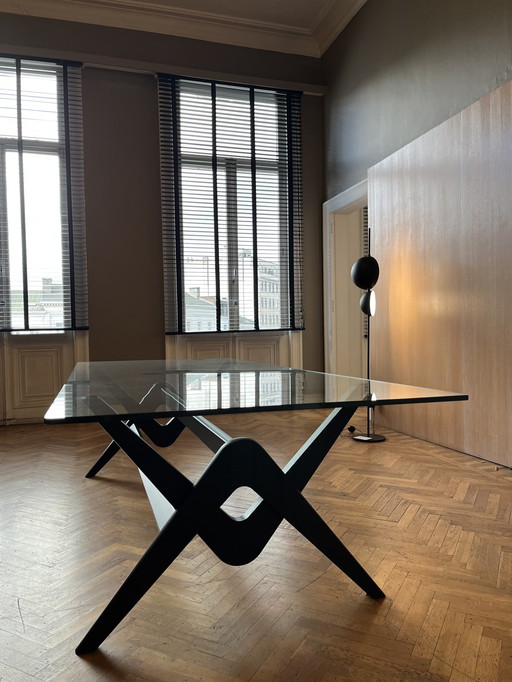 Cassina Capitol Complex Tafel