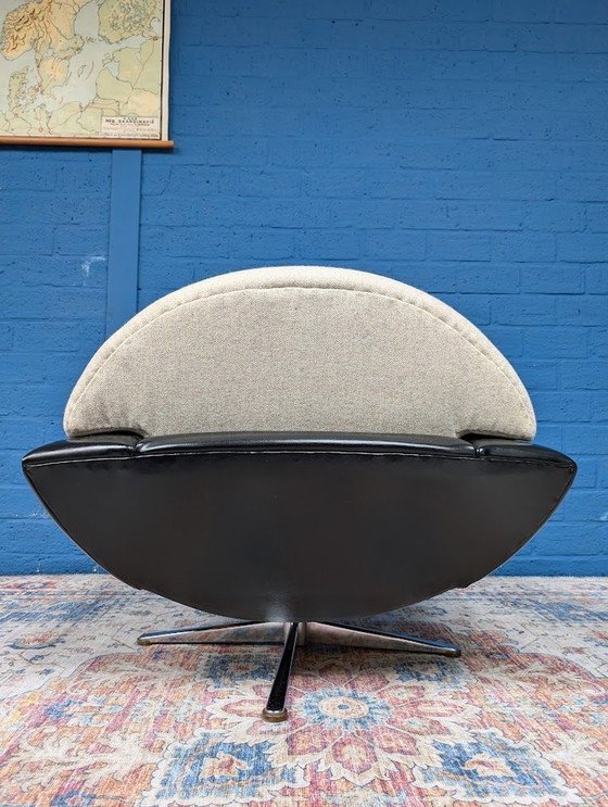 Image 1 of Vintage Deens Design Fauteuil