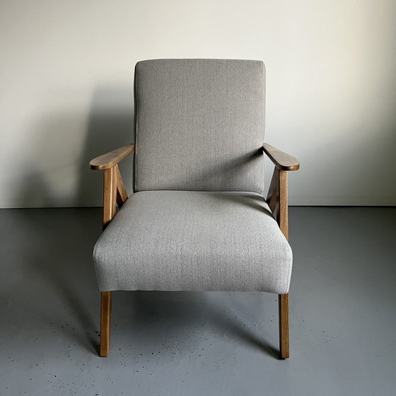 Image 1 of Vintage Mid Century Moderne Fauteuil Model B-310 Var van de Poolse ontwerper A. Dutka uit 1960S