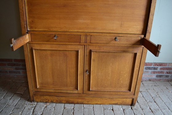 Image 1 of Klassiek Eiken Rolluikkast Met Secretaire.