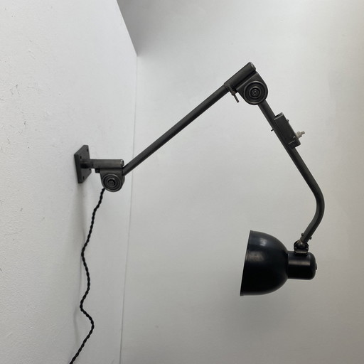 Antieke Bauhaus Studio Wandlamp Hala 122