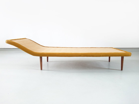 Image 1 of Modernistisch daybed van Dřevopodnik Holešov, Tsjechië jaren 1930