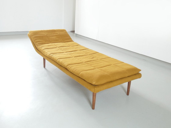 Image 1 of Modernistisch daybed van Dřevopodnik Holešov, Tsjechië jaren 1930