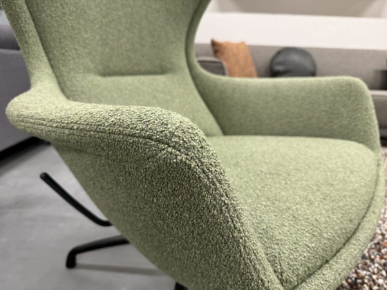 Image 1 of EYYE Puuro Relax fauteuil groen stof 