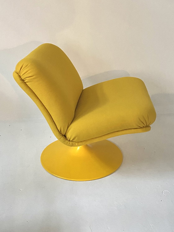 Image 1 of Artifort F504 Fauteuil Gestoffeerd Met Kvadrat Steelcut Trio 3