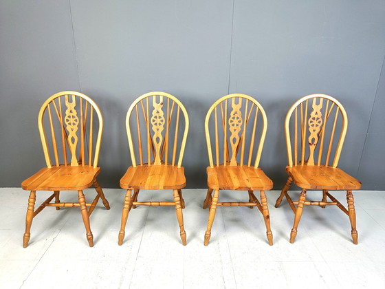 Image 1 of Set van 4 vintage Ercol eetkamerstoelen, jaren 1950