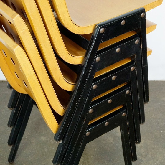 Image 1 of Roland Rainer Stapelstoelen, Set Van 5