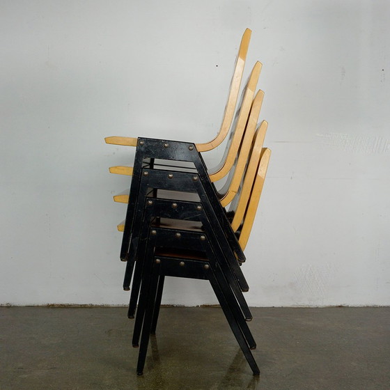 Image 1 of Roland Rainer Stapelstoelen, Set Van 5