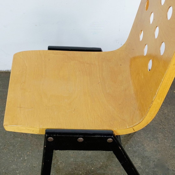 Image 1 of Roland Rainer Stapelstoelen, Set Van 5