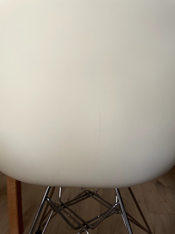 Image 1 of 2X Vitra Eames Dar Armchair Stoel