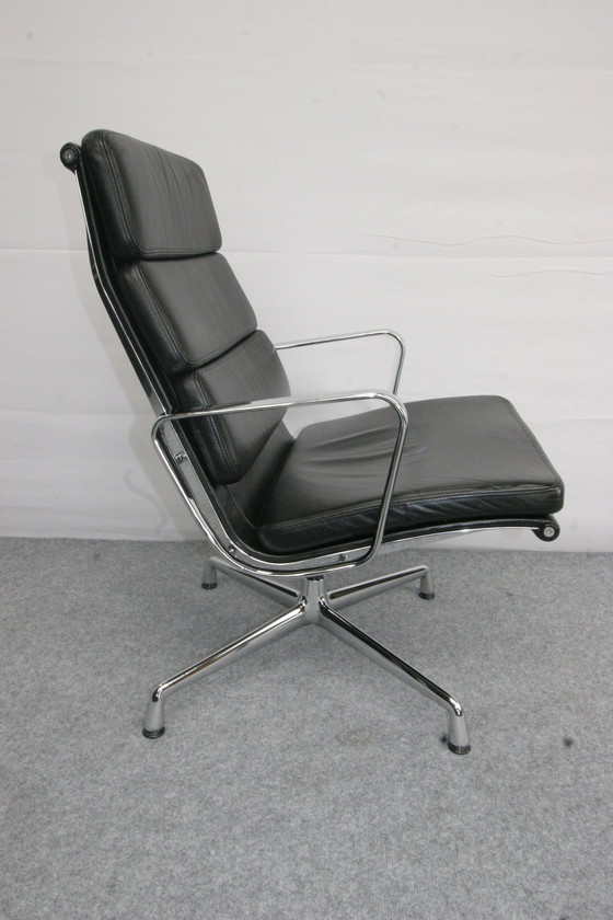 Image 1 of Vitra Eames Lounge Chair EA 216 (4 stuks beschikbaar)